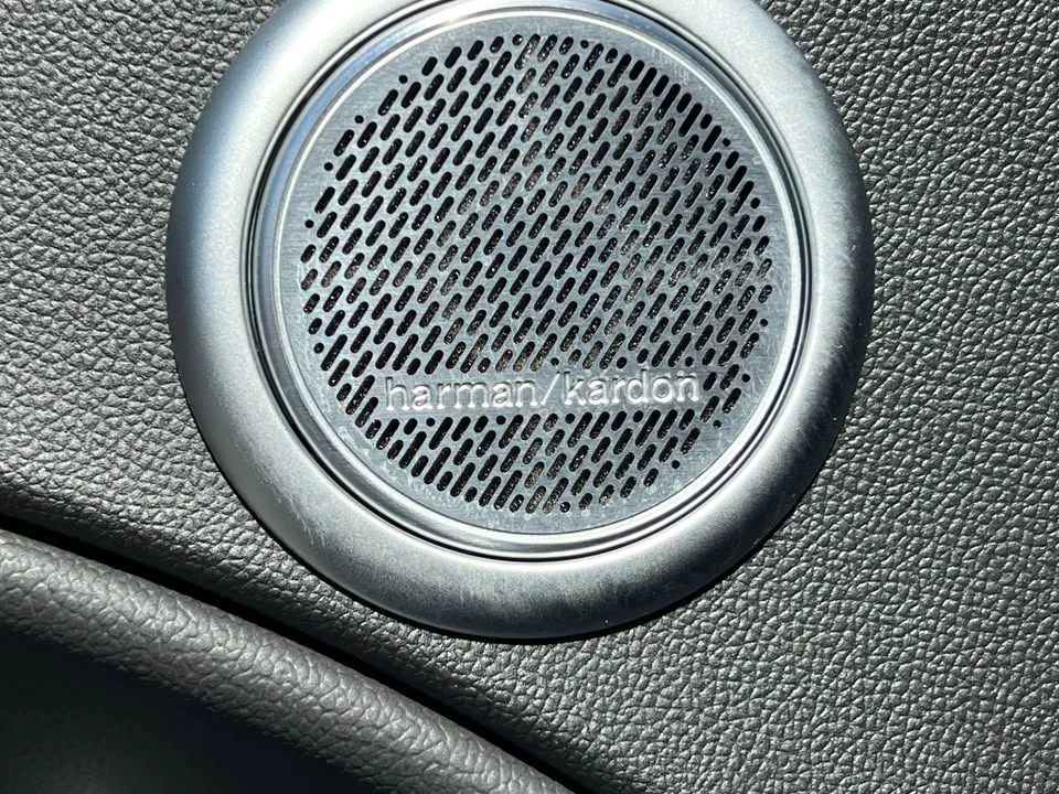 2024 Alfa Romeo Stelvio - Image 17 of 20