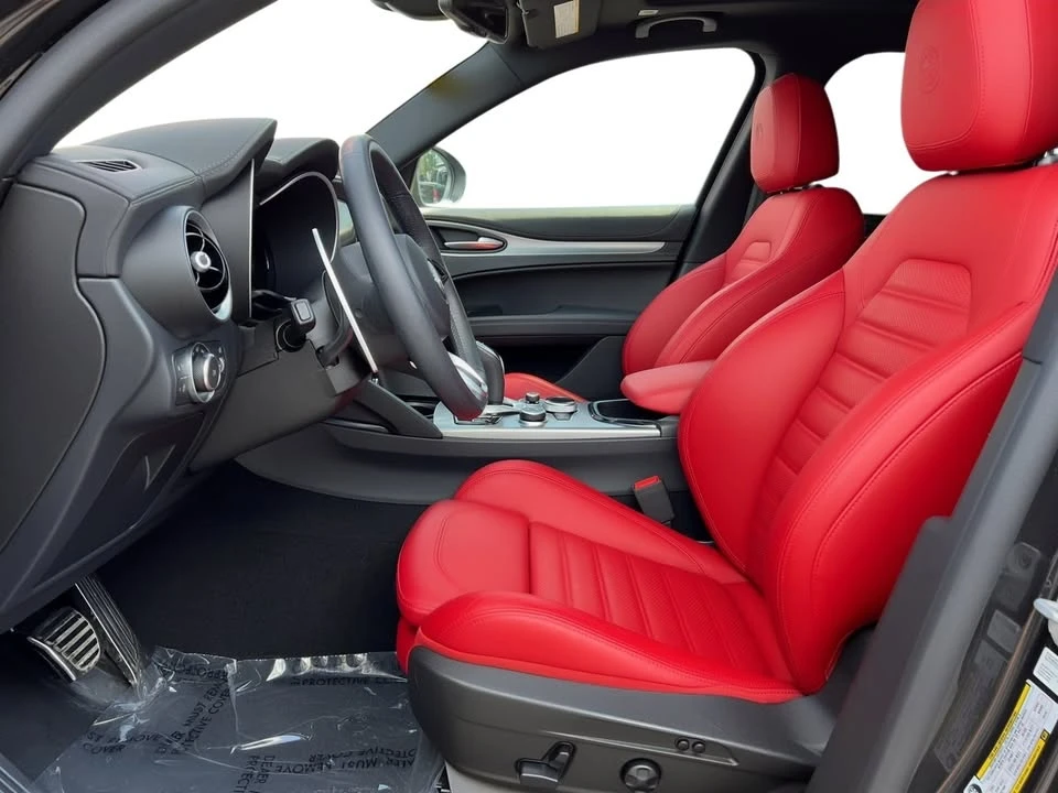 2024 Alfa Romeo Stelvio - Image 5 of 20