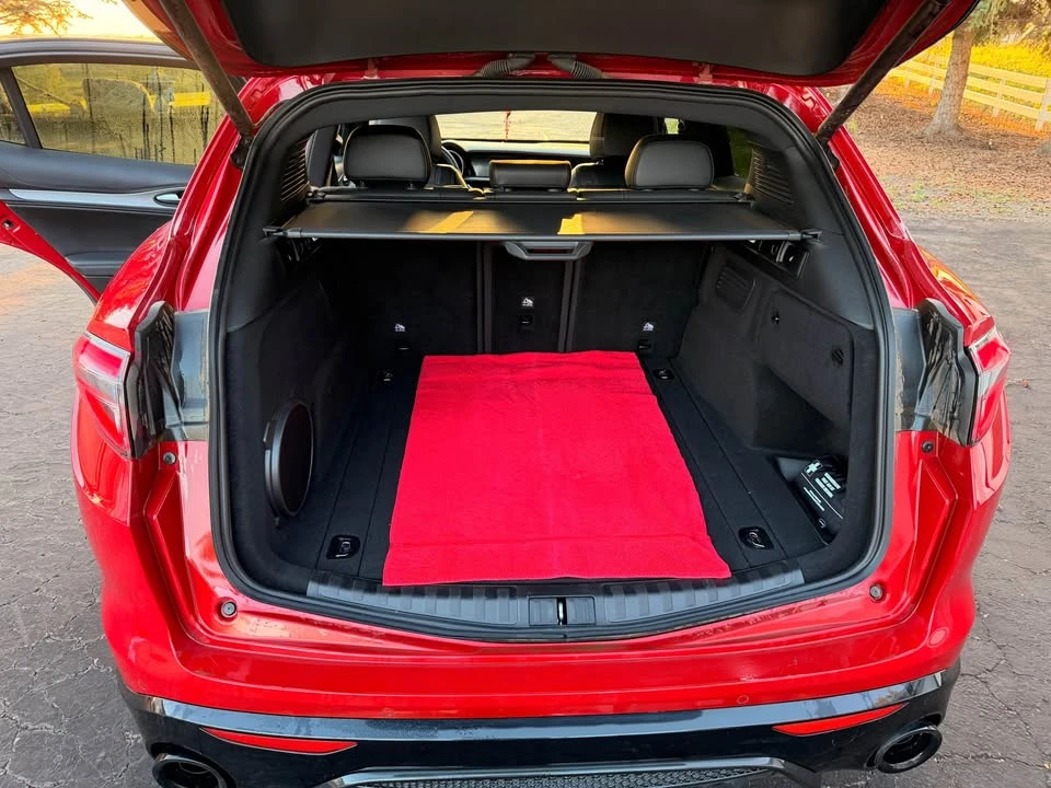 2024 Alfa Romeo Stelvio - Image 10 of 12