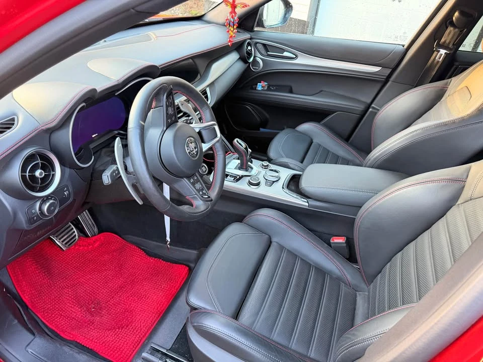2024 Alfa Romeo Stelvio - Image 6 of 12
