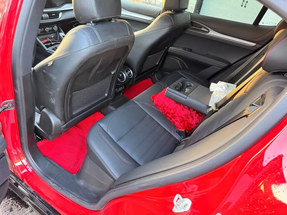 2024 Alfa Romeo Stelvio - Image 9 of 12