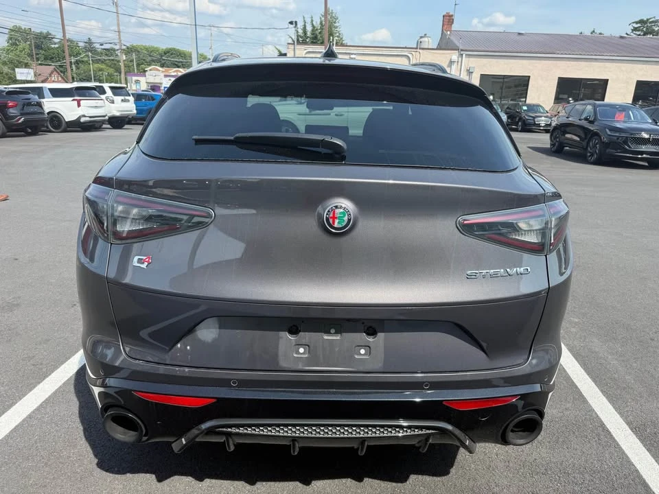 2024 Alfa Romeo Stelvio - Image 7 of 16