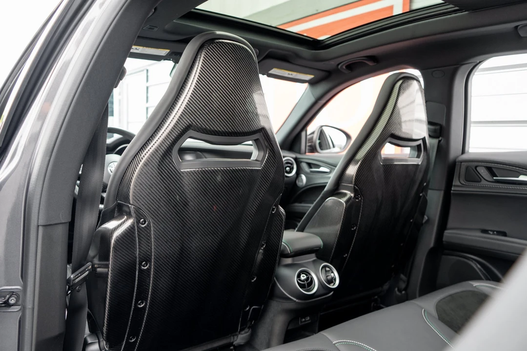 2024 Alfa Romeo Stelvio Quadrifoglio - Image 25 of 31