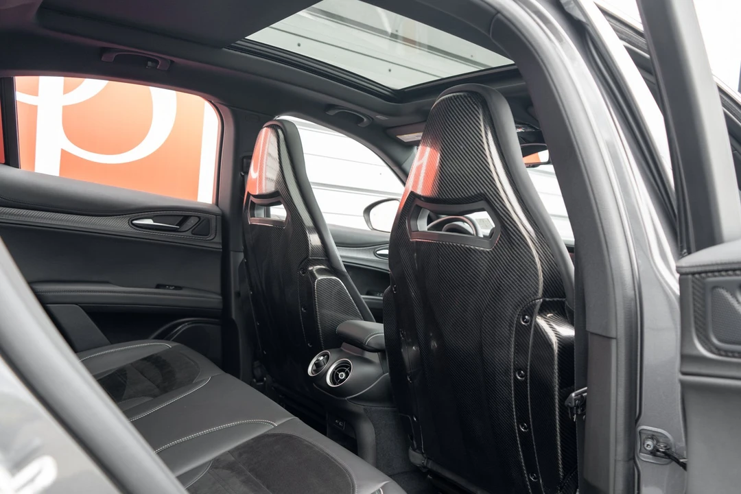 2024 Alfa Romeo Stelvio Quadrifoglio - Image 30 of 31