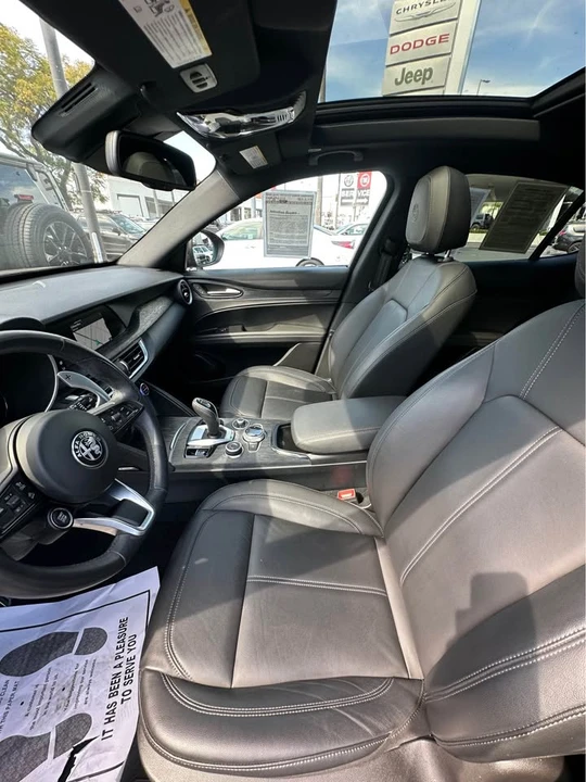 2024 Alfa Romeo Stelvio - Image 7 of 10
