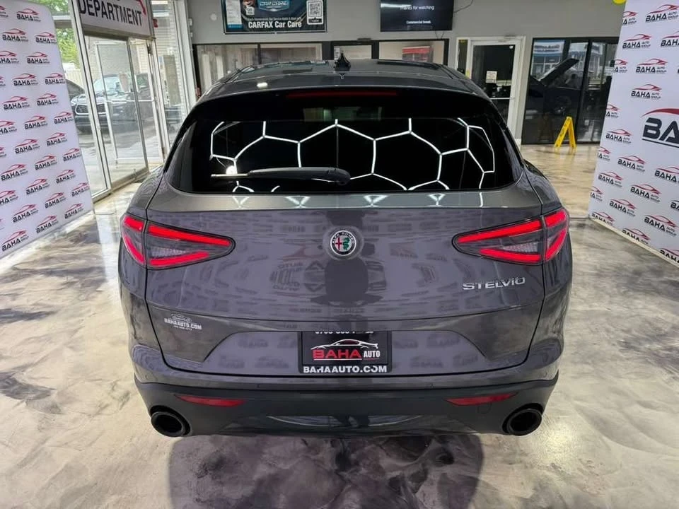 2024 Alfa Romeo Stelvio - Image 10 of 20