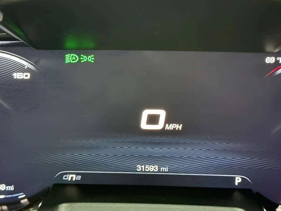 2024 Alfa Romeo Stelvio - Image 16 of 20