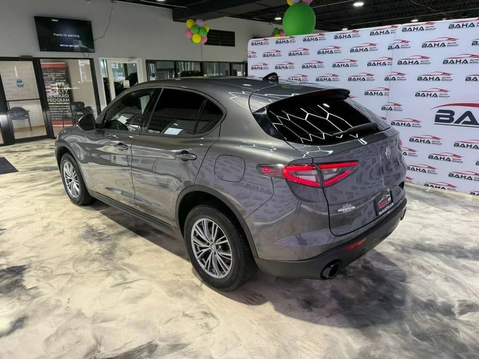 2024 Alfa Romeo Stelvio - Image 11 of 20