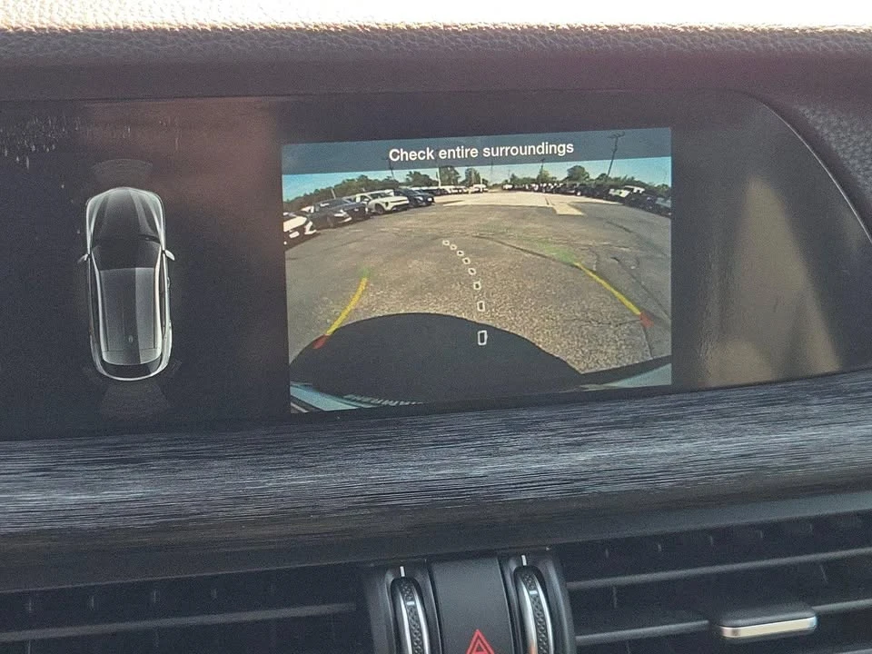 2024 Alfa Romeo Stelvio - Image 8 of 20