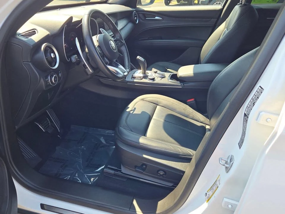 2024 Alfa Romeo Stelvio - Image 3 of 20