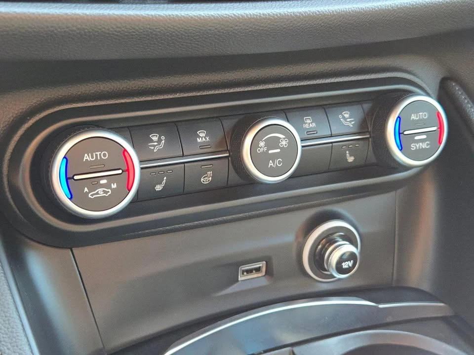 2024 Alfa Romeo Stelvio - Image 10 of 20