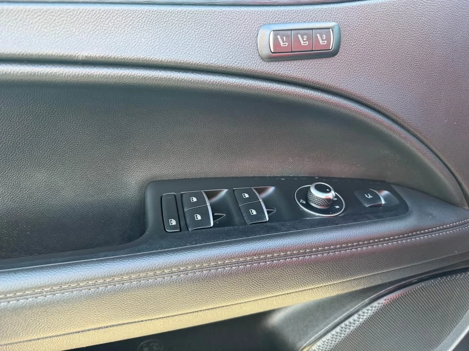 2024 Alfa Romeo Stelvio - Image 5 of 10