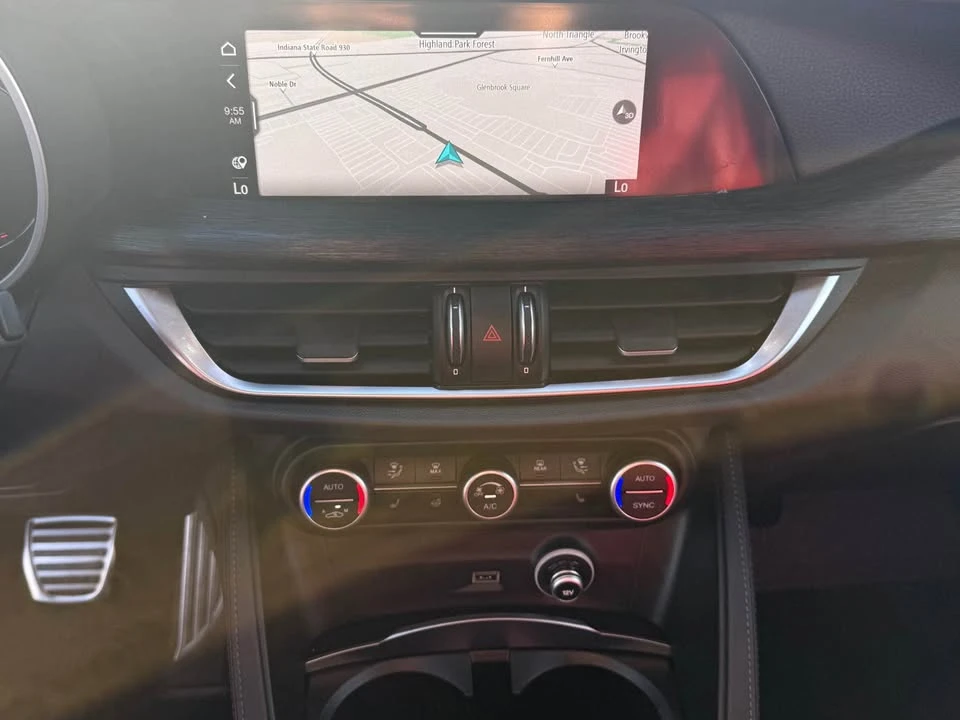 2024 Alfa Romeo Stelvio - Image 8 of 10