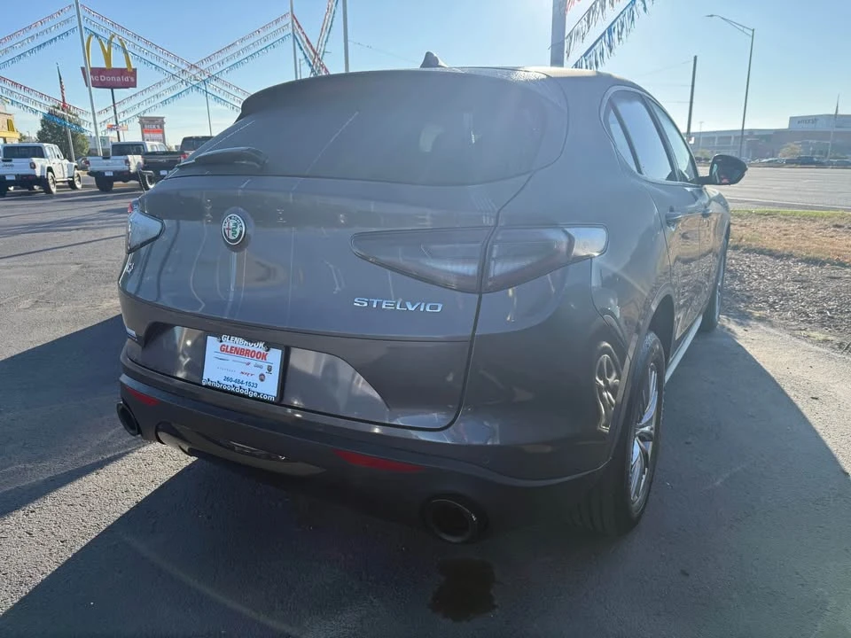 2024 Alfa Romeo Stelvio - Image 4 of 10