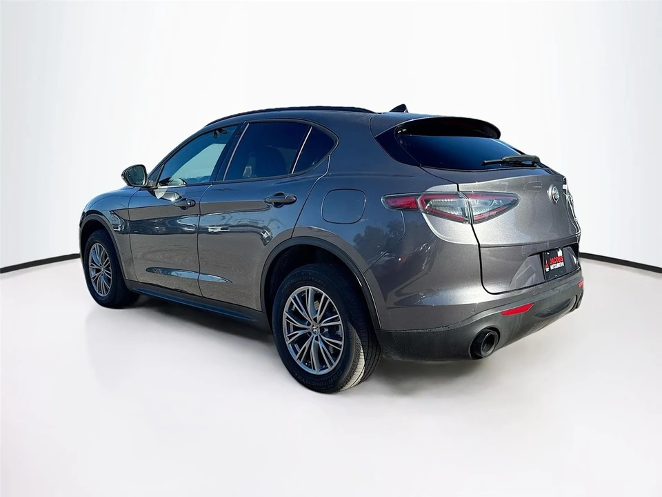 2024 Alfa Romeo Stelvio - Image 5 of 14