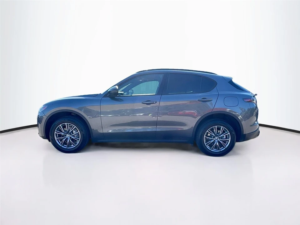 2024 Alfa Romeo Stelvio - Image 4 of 21