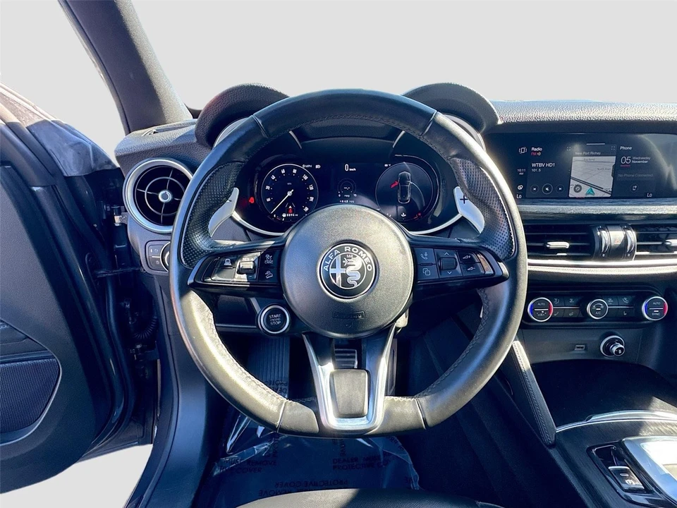 2024 Alfa Romeo Stelvio - Image 11 of 21