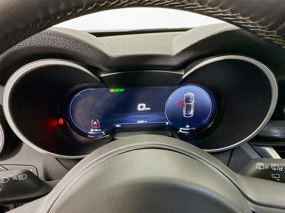 2024 Alfa Romeo Stelvio - Image 4 of 31