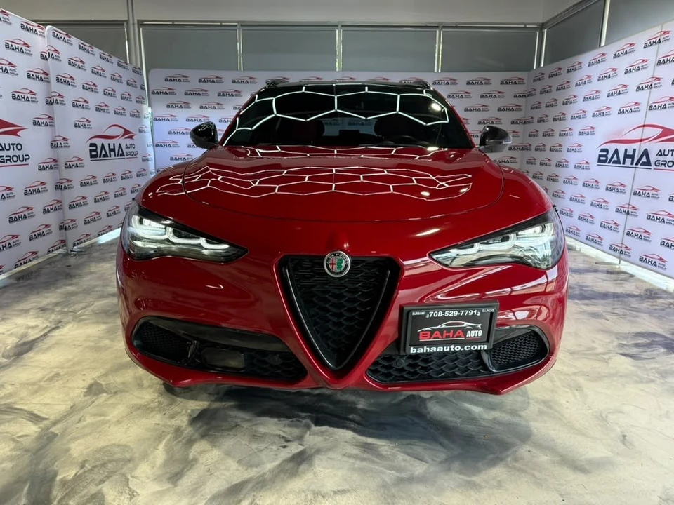 2024 Alfa Romeo Stelvio - Image 3 of 31