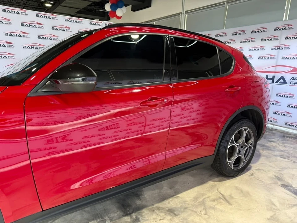 2024 Alfa Romeo Stelvio - Image 6 of 31
