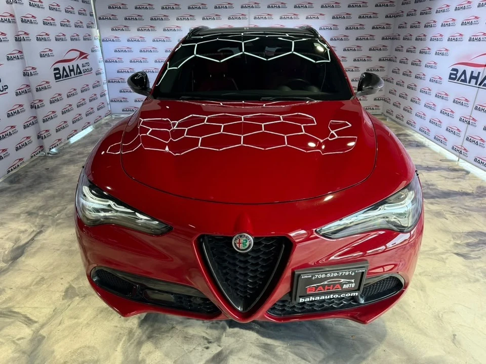 2024 Alfa Romeo Stelvio - Image 4 of 31
