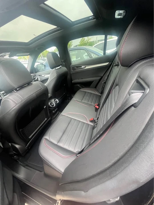 2024 Alfa Romeo Stelvio - Image 6 of 7