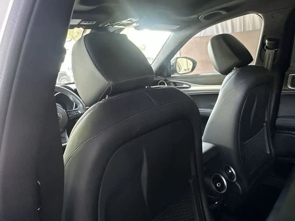 2024 Alfa Romeo Stelvio - Image 19 of 20