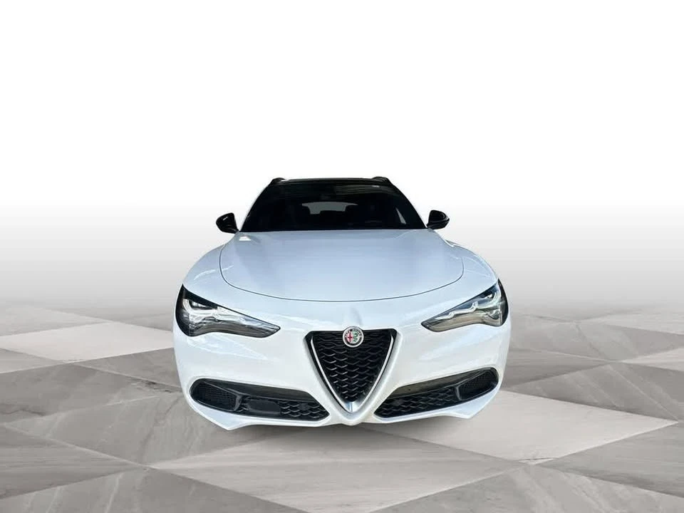 2024 Alfa Romeo Stelvio - Image 3 of 20