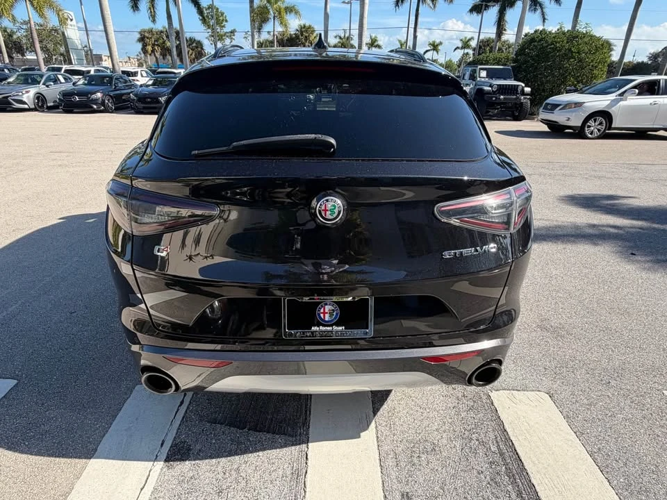 2024 Alfa Romeo Stelvio - Image 5 of 12