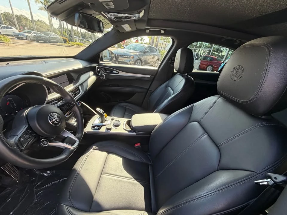 2024 Alfa Romeo Stelvio - Image 6 of 12