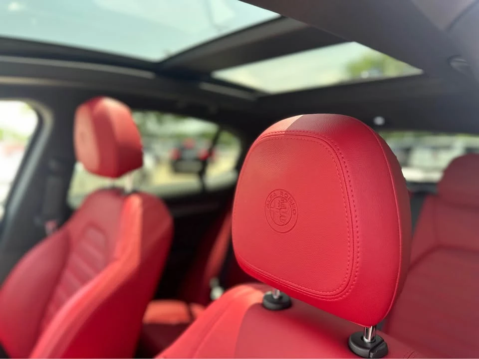2024 Alfa Romeo - Image 6 of 12