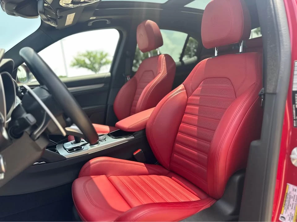 2024 Alfa Romeo - Image 7 of 12