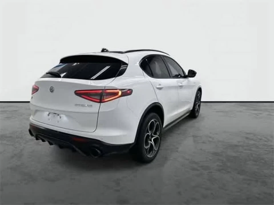 2024 Alfa Romeo Stelvio - Image 5 of 15