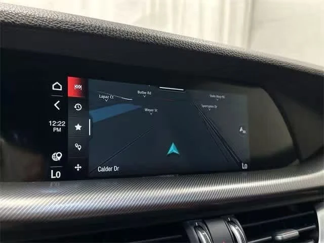 2024 Alfa Romeo Stelvio - Image 11 of 15
