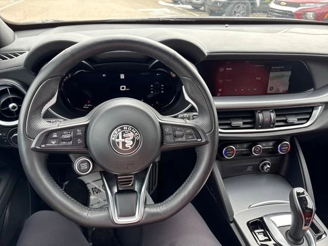 2024 Alfa Romeo Stelvio - Image 10 of 20