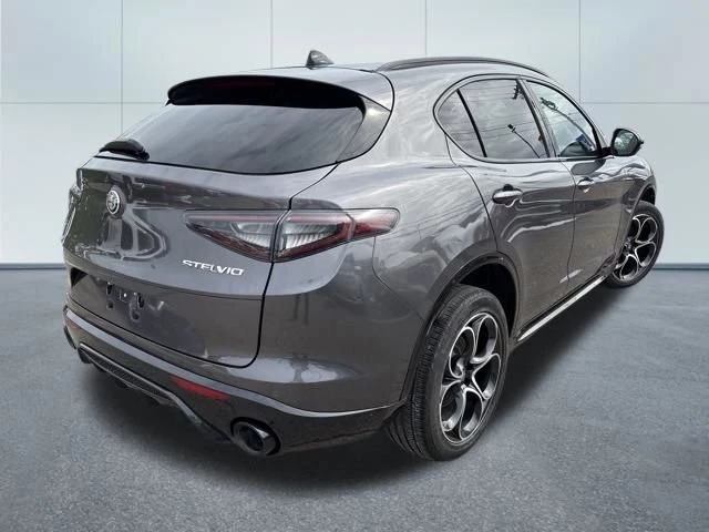 2024 Alfa Romeo Stelvio - Image 4 of 20