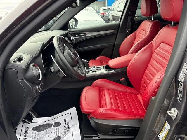 2024 Alfa Romeo Stelvio - Image 8 of 20
