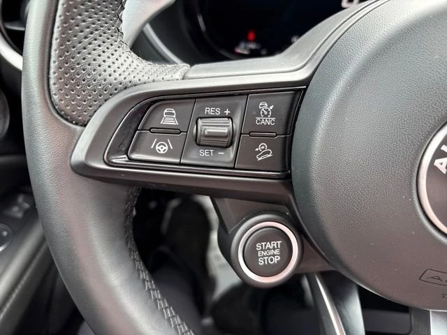 2024 Alfa Romeo Stelvio - Image 13 of 20