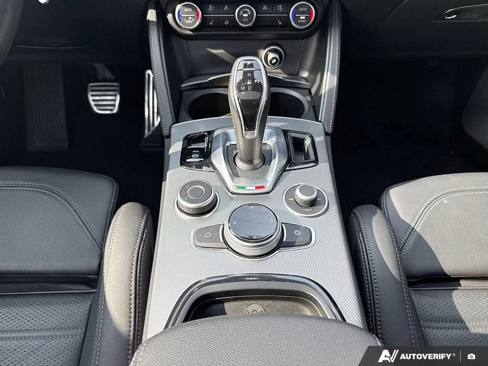 2024 Alfa Romeo Stelvio - Image 12 of 17