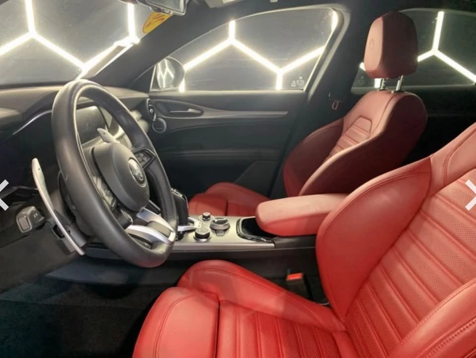 2024 Alfa Romeo Stelvio - Image 8 of 20