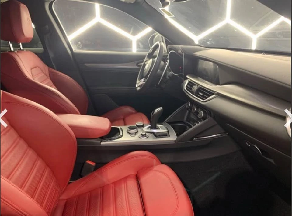 2024 Alfa Romeo Stelvio - Image 10 of 20