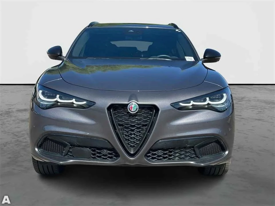 2024 Alfa Romeo Stelvio - Image 4 of 19