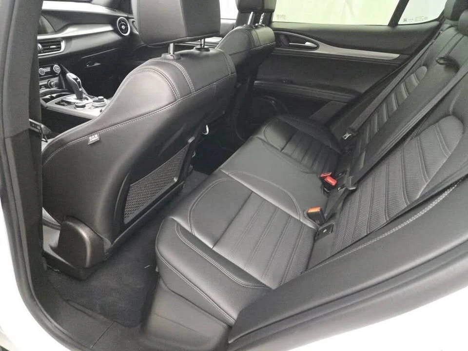 2024 Alfa Romeo Stelvio - Image 7 of 19