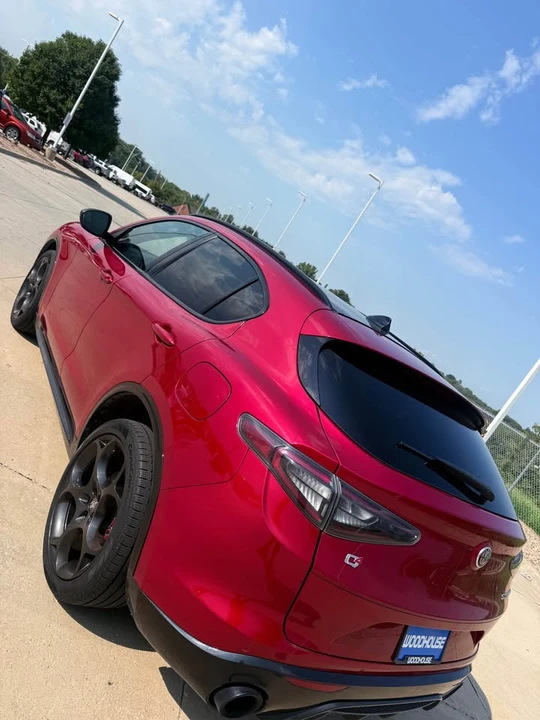 2024 Alfa Romeo Stelvio - Image 5 of 7