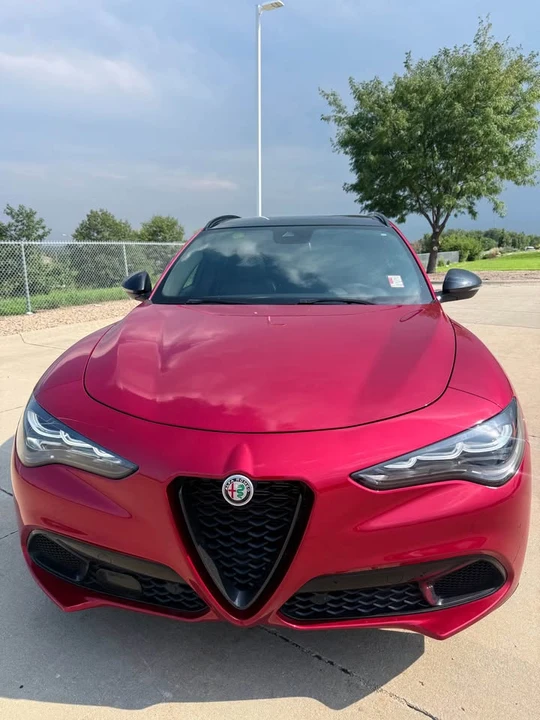 2024 Alfa Romeo Stelvio - Image 2 of 7