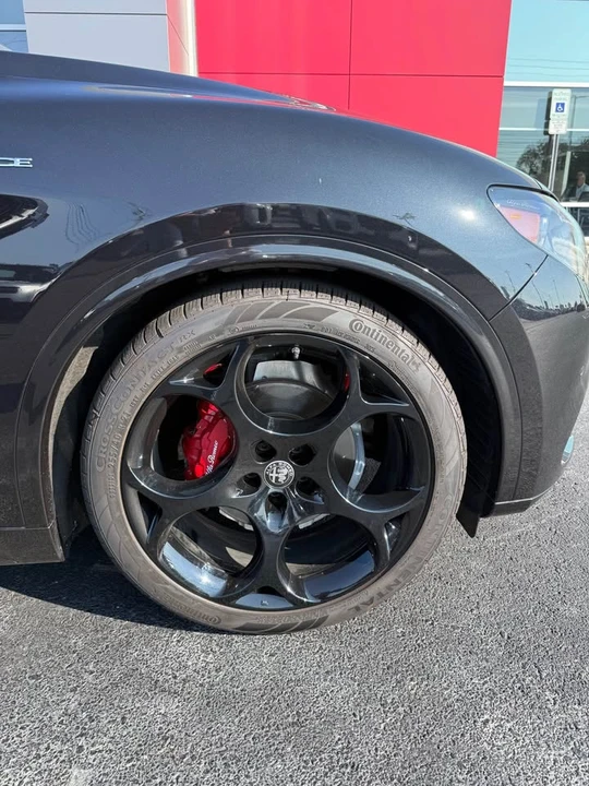 2024 Alfa Romeo Stelvio - Image 3 of 11