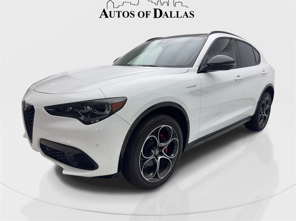 2024 Alfa Romeo Stelvio - Image 2 of 12