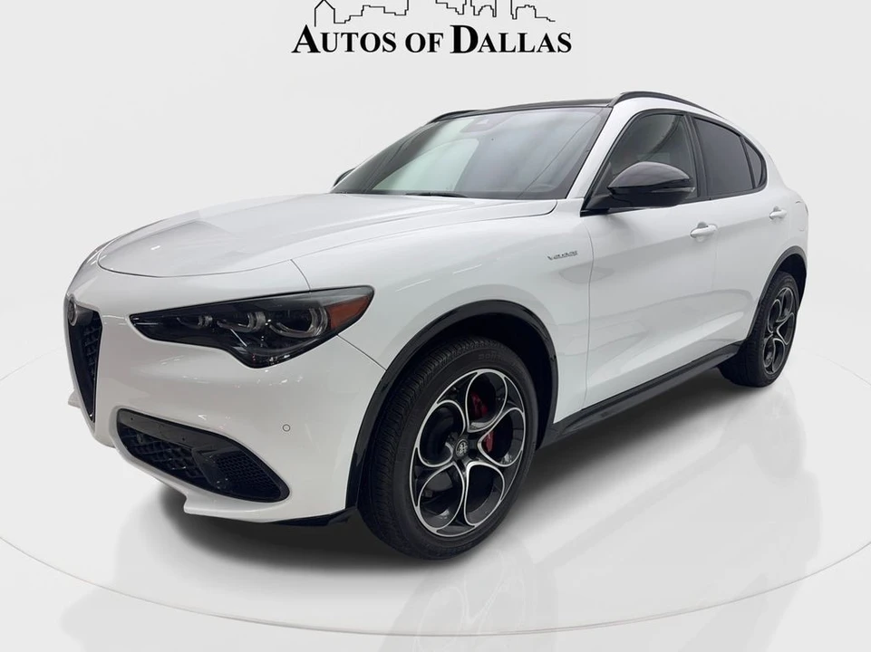 2024 Alfa Romeo Stelvio - Image 2 of 21