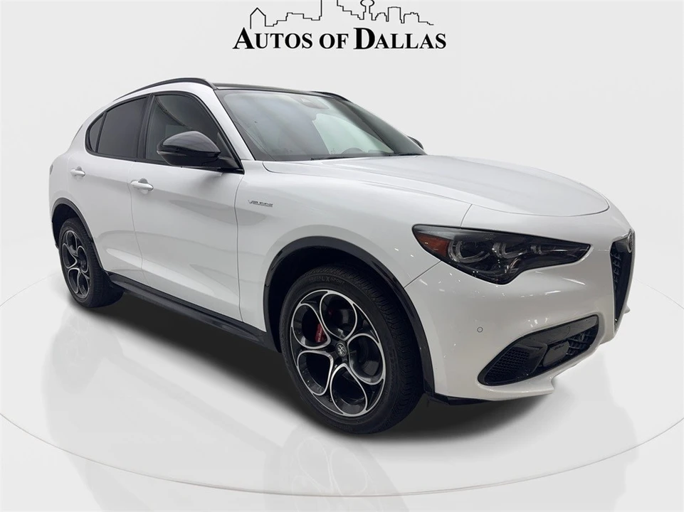 2024 Alfa Romeo Stelvio - Image 4 of 12