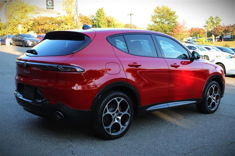 2024 Alfa Romeo Tonale - Image 5 of 20